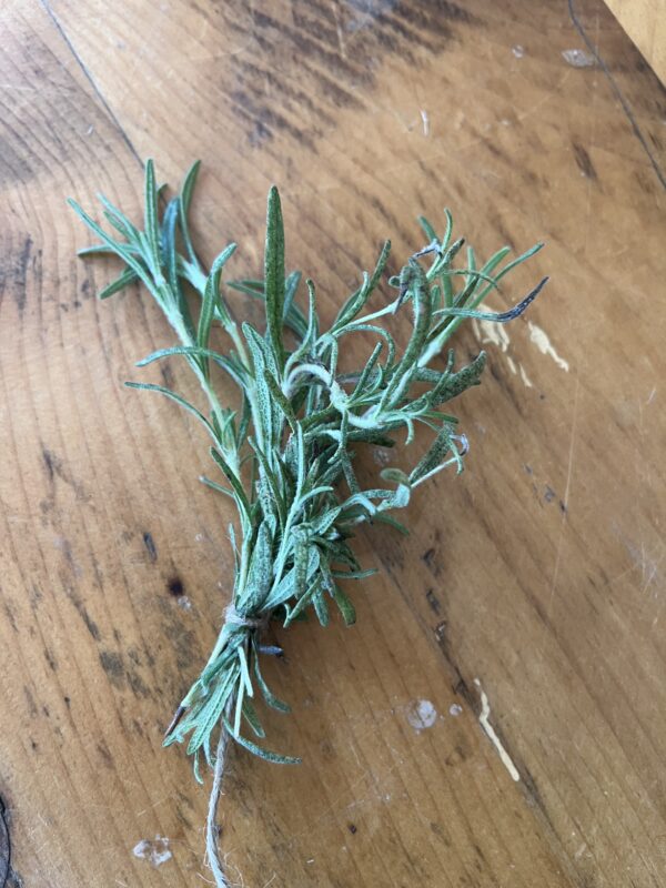 Rosemary (per sprig)