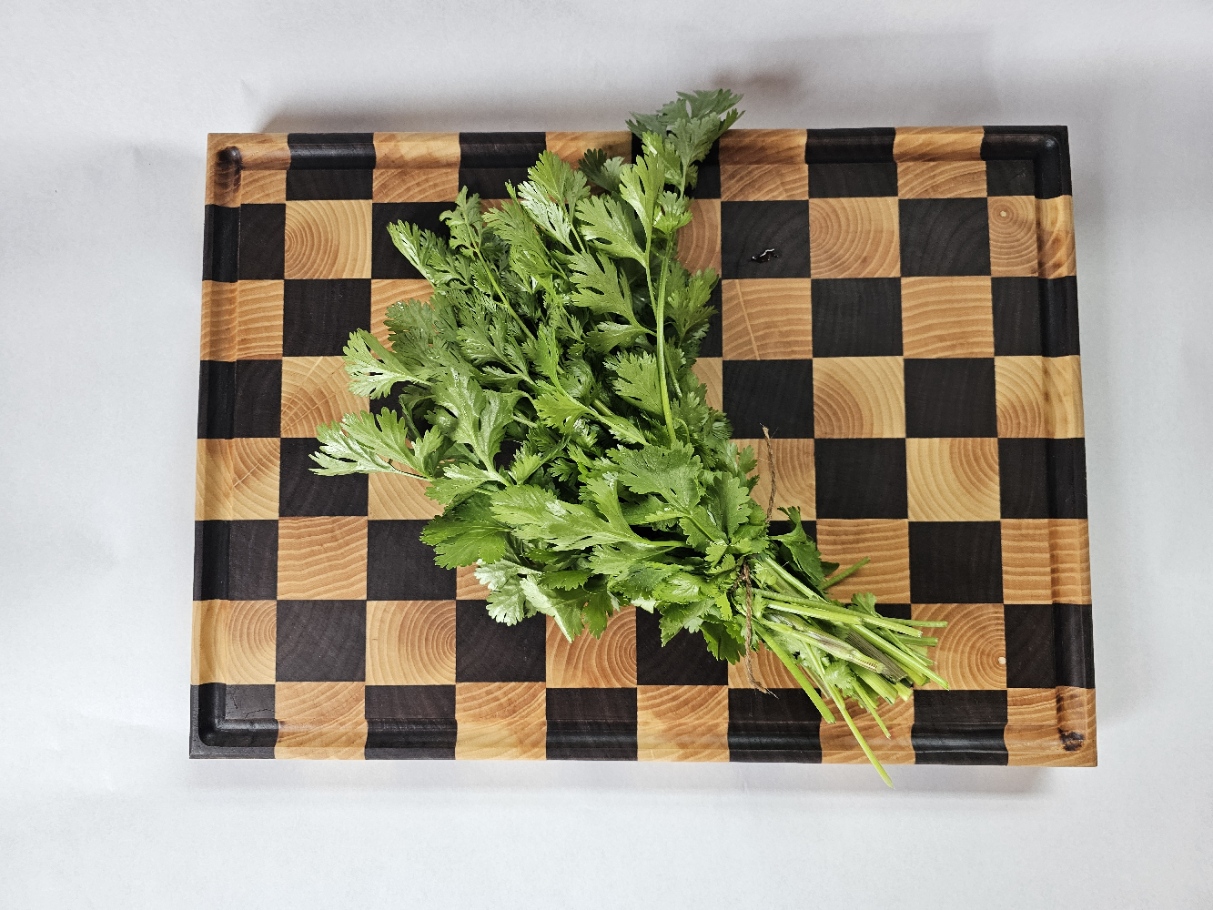 End Grain Cutting Board (Walnut/Ash) - Image 8
