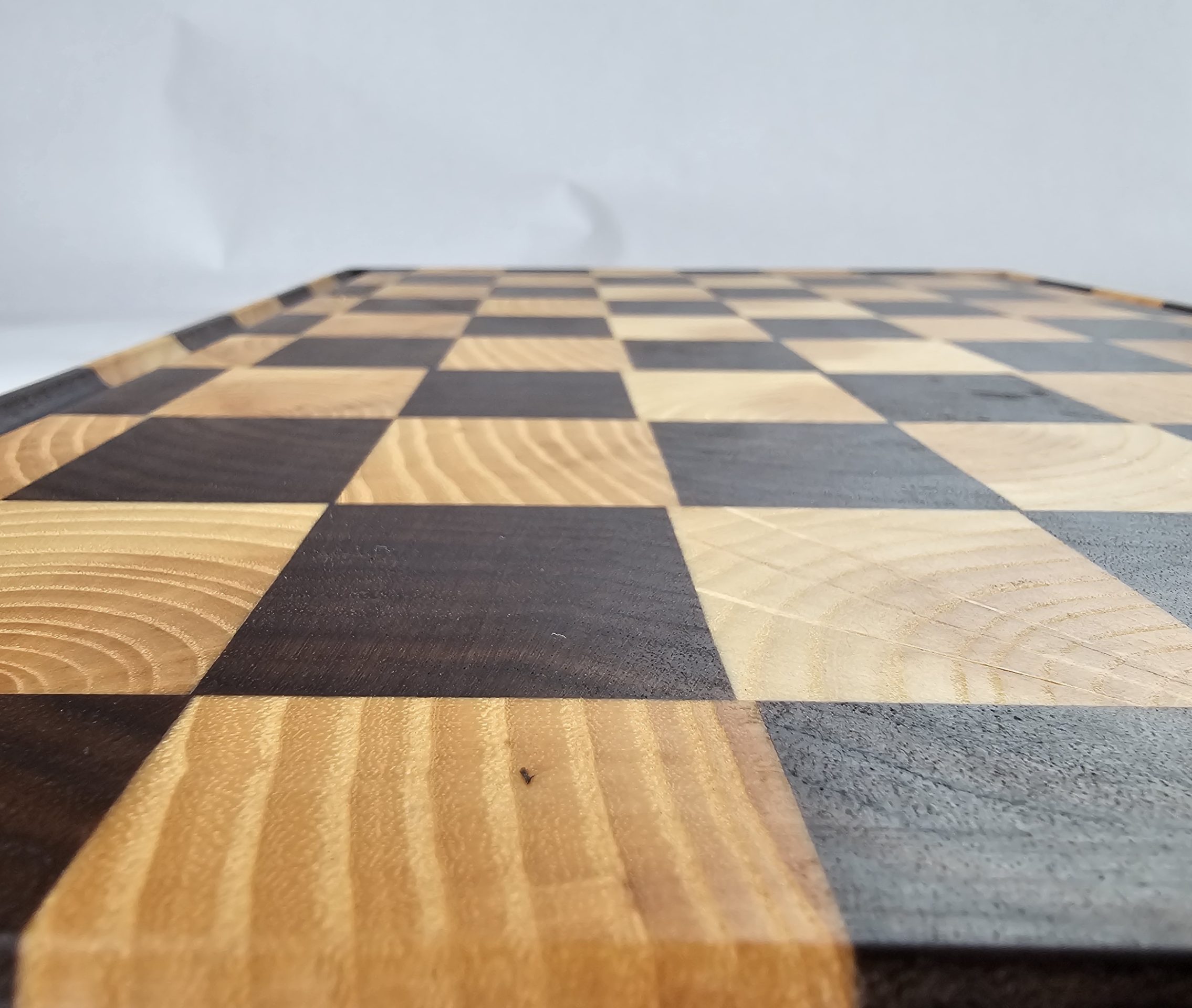 End Grain Cutting Board (Walnut/Ash) - Image 5