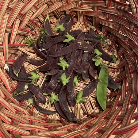 Snow Peas (half pound)